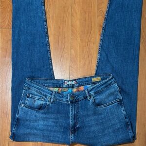 Men's Classic Blue Straight Leg Jeans